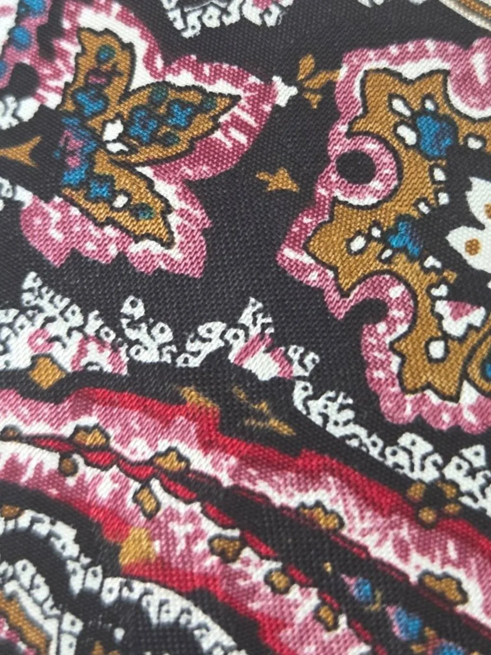 Wembley necktie measuring